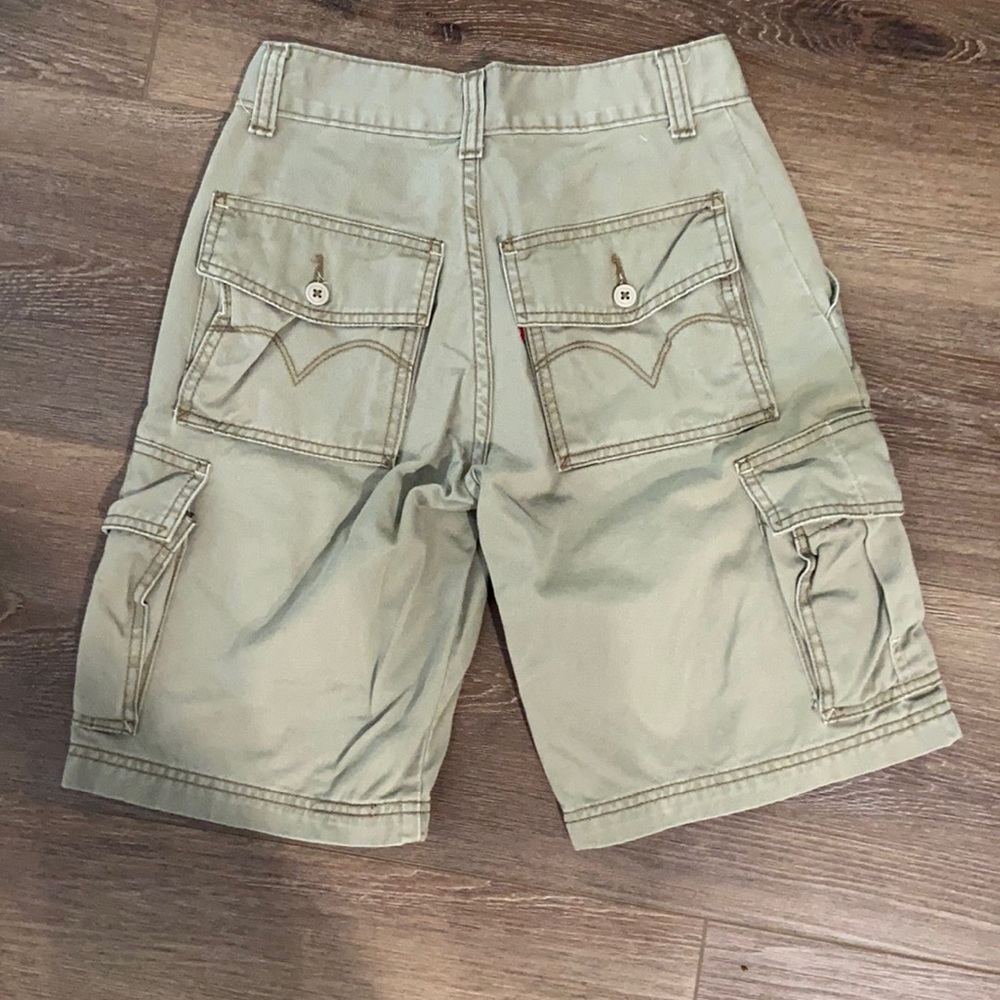 Boys Levi brand kakhi shorts